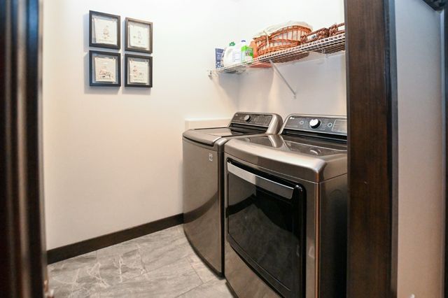 3720 Bluebird Drive SW, Cedar Rapids, IA 52404