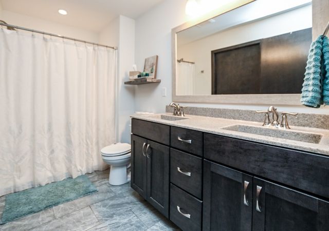 3720 Bluebird Drive SW, Cedar Rapids, IA 52404