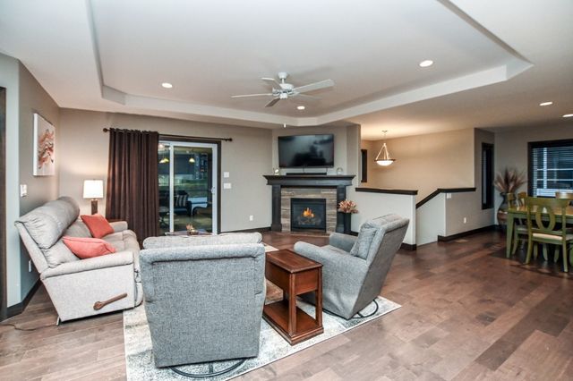 3720 Bluebird Drive SW, Cedar Rapids, IA 52404