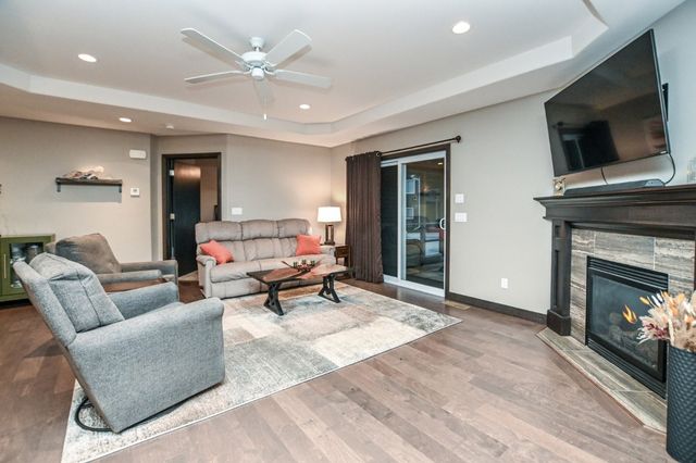 3720 Bluebird Drive SW, Cedar Rapids, IA 52404