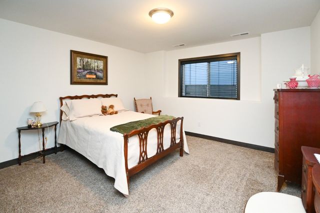 3720 Bluebird Drive SW, Cedar Rapids, IA 52404