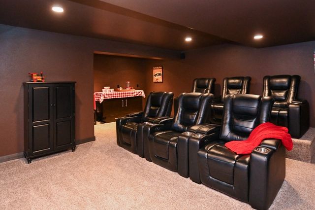 3720 Bluebird Drive SW, Cedar Rapids, IA 52404