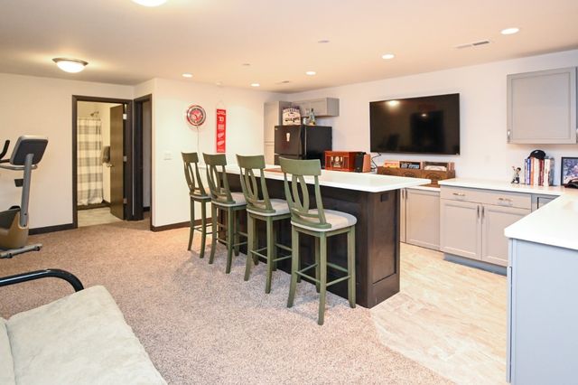 3720 Bluebird Drive SW, Cedar Rapids, IA 52404