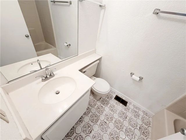 14312 Dover, Mojave, CA 93501