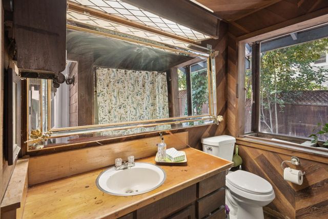 1615 Edgewood Road, Redwood City, CA 94062