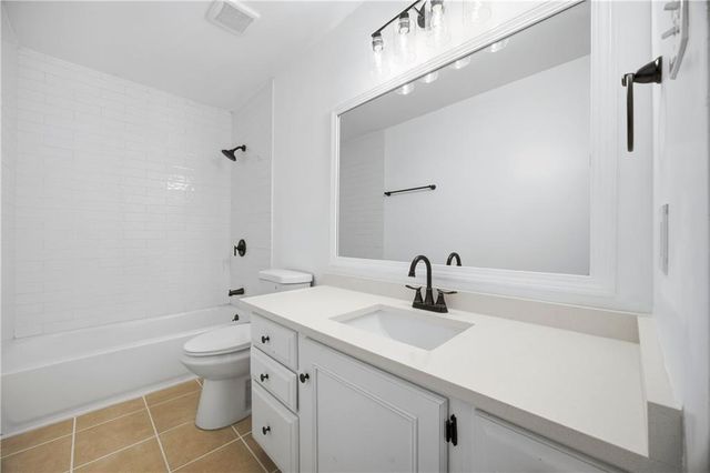 495 Knoll Woods Drive, Roswell, GA 30075