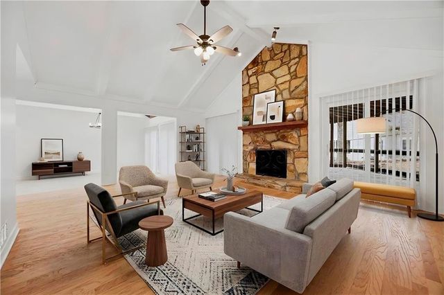 495 Knoll Woods Drive, Roswell, GA 30075