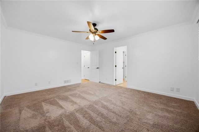 495 Knoll Woods Drive, Roswell, GA 30075
