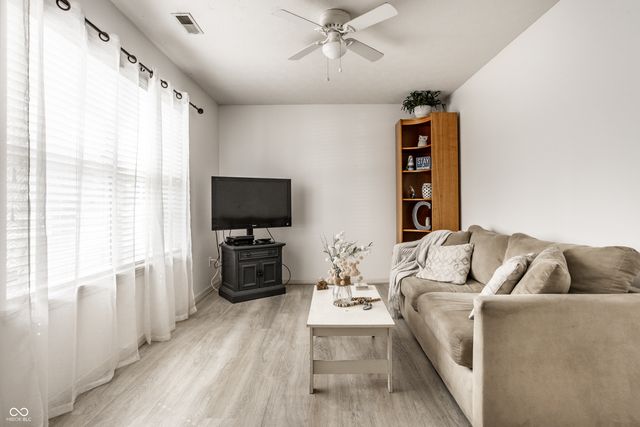 12854 Sovereign Lane, Fishers, IN 46038