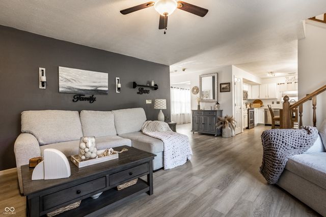 12854 Sovereign Lane, Fishers, IN 46038
