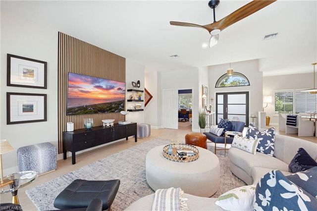 11569 Longshore WAY E, Naples, FL 34119