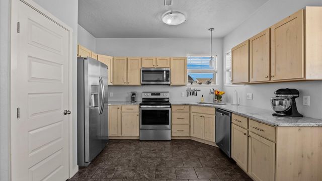 389 Blue River Drive, Grand Junction, CO 81504