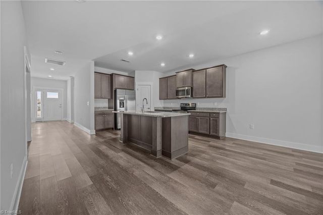 3903 Sudley Point, Jamestown, NC 27282