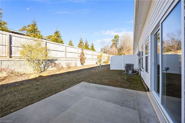 3903 Sudley Point, Jamestown, NC 27282