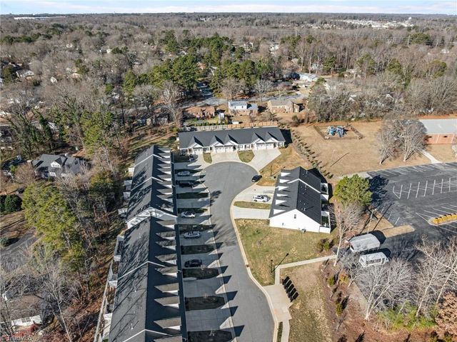 3903 Sudley Point, Jamestown, NC 27282