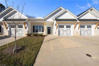 3903 Sudley Point, Jamestown, NC 27282