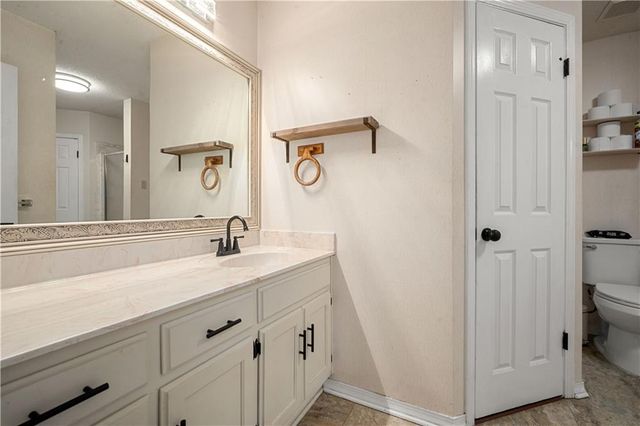 7711 Creekwood Drive, Mobile, AL 36695