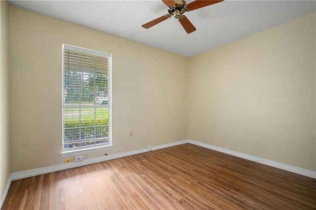 7711 Creekwood Drive, Mobile, AL 36695