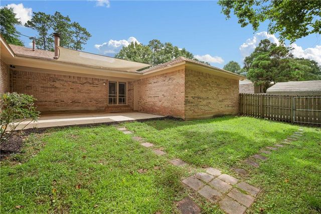 7711 Creekwood Drive, Mobile, AL 36695