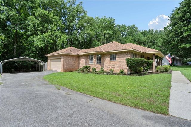 7711 Creekwood Drive, Mobile, AL 36695