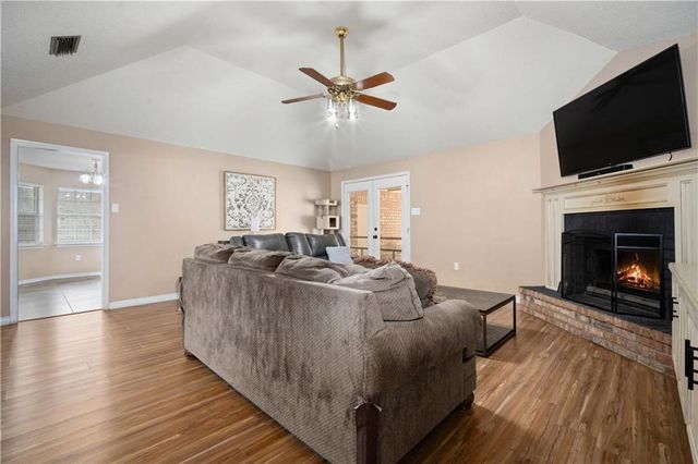 7711 Creekwood Drive, Mobile, AL 36695