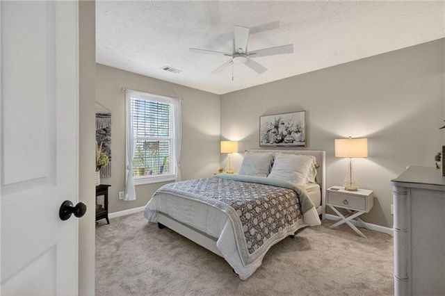 513 Stanford Place, Woodstock, GA 30188