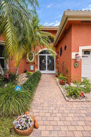 1483 SE 22nd Ln, Homestead, FL 33035