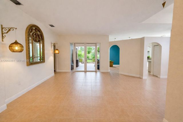 1483 SE 22nd Ln, Homestead, FL 33035