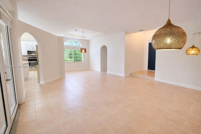 1483 SE 22nd Ln, Homestead, FL 33035