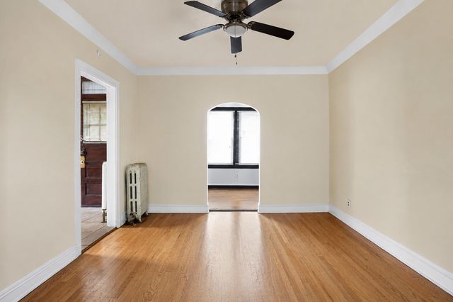 1528 E 74th Place 1E, Chicago, IL 60619
