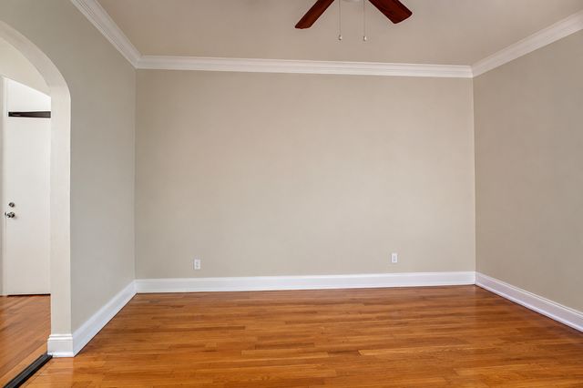 1528 E 74th Place 1E, Chicago, IL 60619