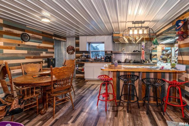 365 BOND Road, Galatia, IL 62935