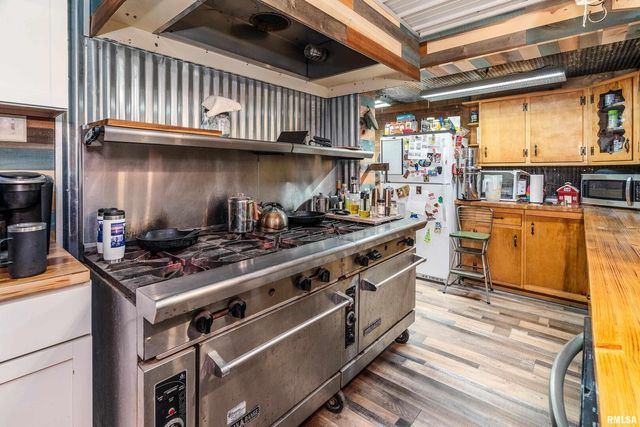 365 BOND Road, Galatia, IL 62935