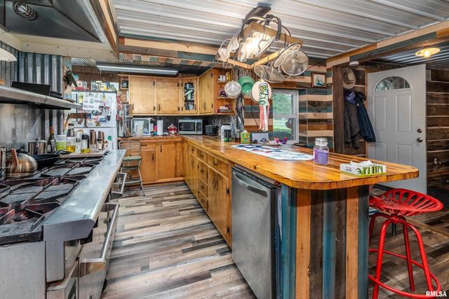 365 BOND Road, Galatia, IL 62935