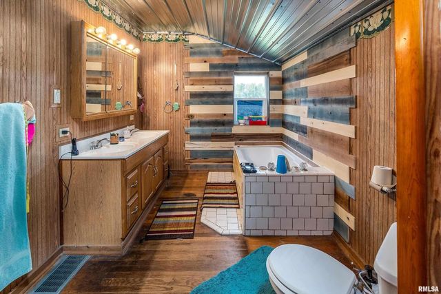 365 BOND Road, Galatia, IL 62935