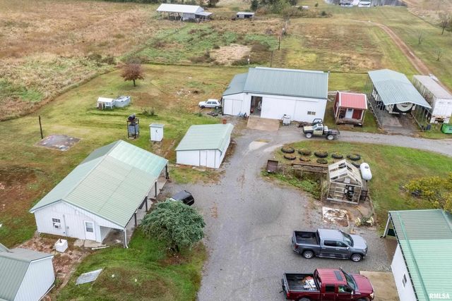 365 BOND Road, Galatia, IL 62935