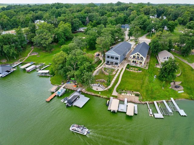 239 Whippoorwill Road, Montezuma, IA 50171