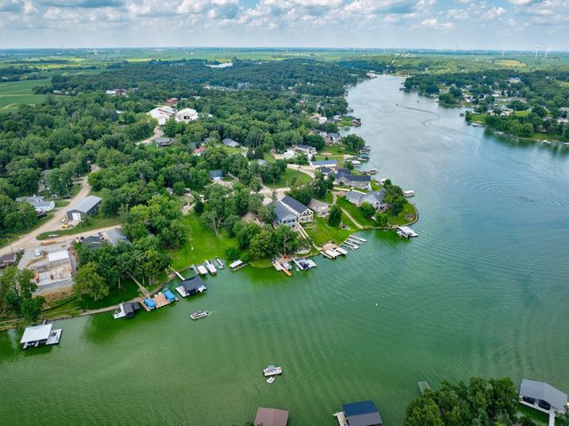 239 Whippoorwill Road, Montezuma, IA 50171