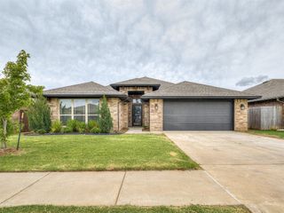 11604 SW 9th Street, Yukon, OK 73099