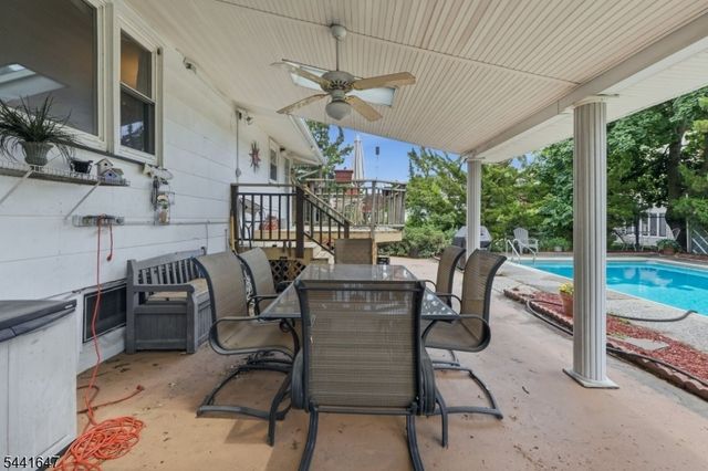 6 Plenge Dr, Belleville Twp., NJ 07109