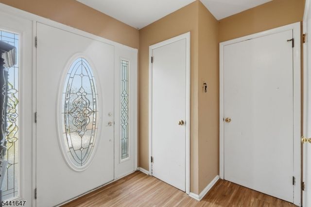 6 Plenge Dr, Belleville Twp., NJ 07109