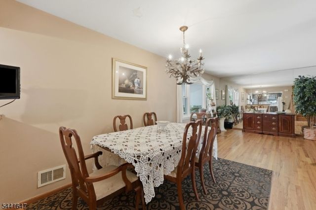 6 Plenge Dr, Belleville Twp., NJ 07109
