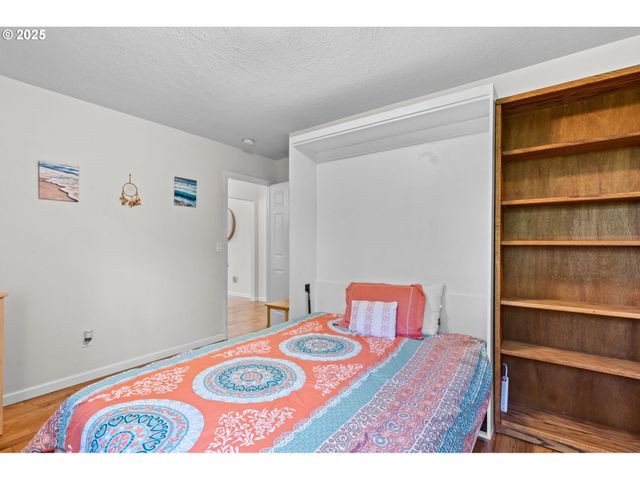 579 S SCHOONER CREEK Rd, Lincoln City, OR 97367