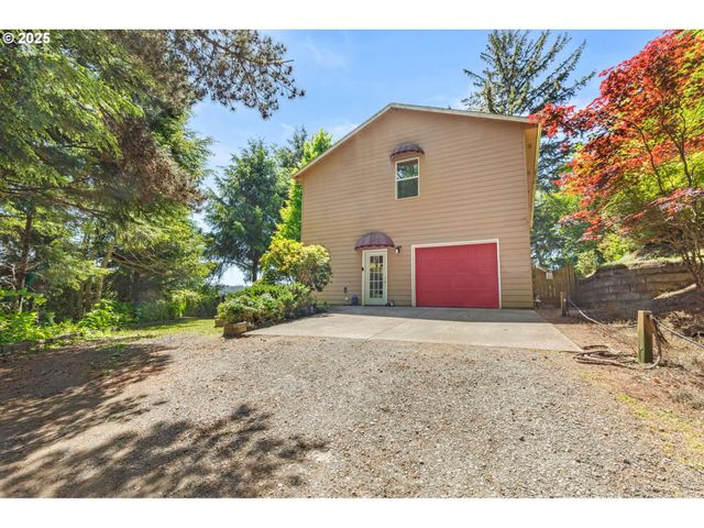579 S SCHOONER CREEK Rd, Lincoln City, OR 97367