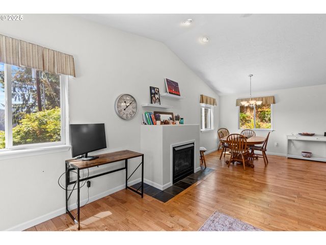 579 S SCHOONER CREEK Rd, Lincoln City, OR 97367