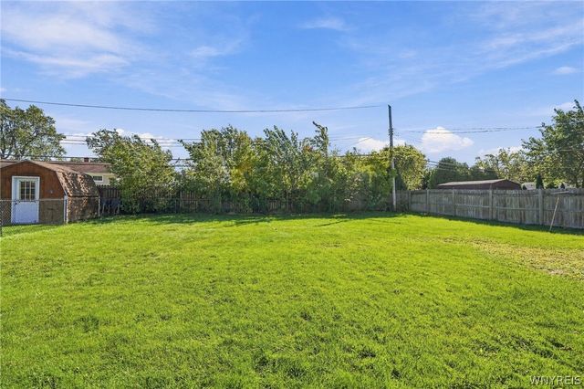 63 Saint Clare, Tonawanda, NY 14150