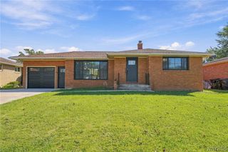 63 Saint Clare, Tonawanda, NY 14150