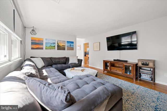 2621 STEPHENSON DR, Wilmington, DE 19808