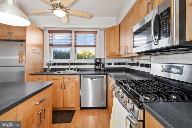 2621 STEPHENSON DR, Wilmington, DE 19808