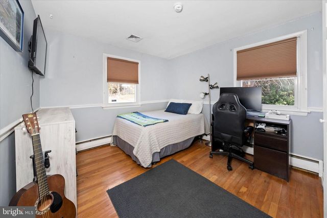 2621 STEPHENSON DR, Wilmington, DE 19808